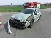   V sobotu 25. dubna v 14.46 hodin směřovaly hasičské vozy z Chrudimi k nehodě na silnici z Čankovic na Vysoké Mýto. Motorkář se zde střetl s osobním vozem. 