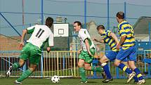 Z fotbalového derby Skuteč - Hlinsko 0:0.