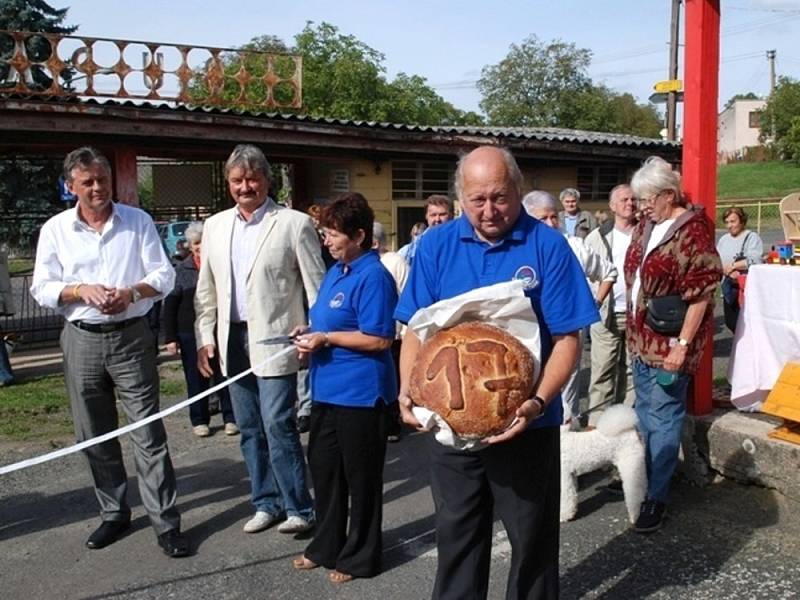 V Konopáči bylo co prohlížet a nakupovat. V nabídce nechyběly ani obří dýně. 