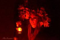Samhain - keltský svátek, během kterého se stírají hranice mezi světem živých a mrtvých.