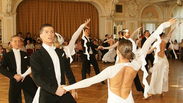 Plesové choreografie a párové tance se vrací do Chrudimi - Chrudimský deník