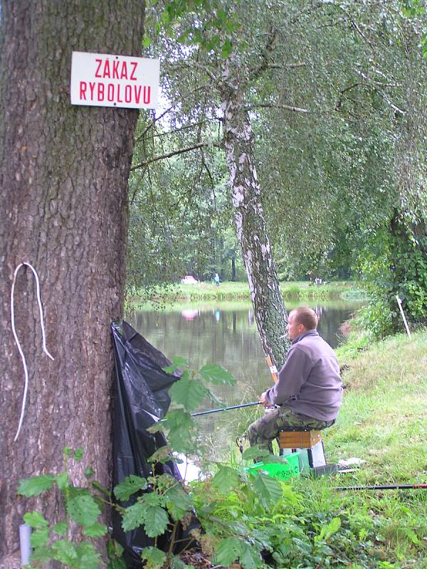 Rybáři závodili v Travné