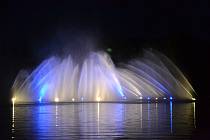 Vodní fontána a oslavy 110 let od založení SDH Možděnice