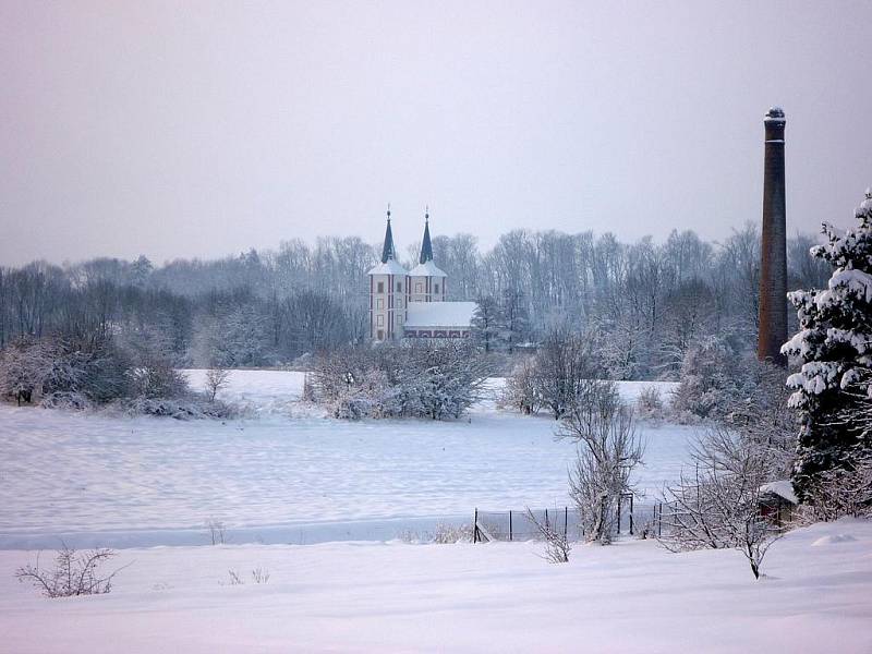 Finálový snímek č. 16: Zima dorazila i do Podlažic.