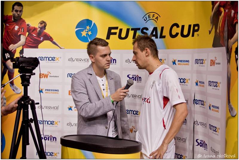 Elitní skupina UEFA Futsal Cupu: Era-Pack Chrudim porazil rumunský Targu Mures 9:1.