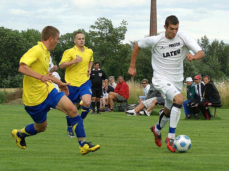 Přípravné derby AFK Chrudim - SK Chrudim 7:0.