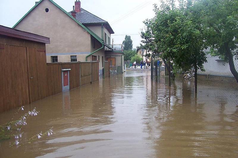 Záplavy: Situace v Zaječicích v neděli 18. července. 