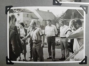 Pomozte nám rozklíčovat, kde delegace z Borzny v září roku 1987 pobývala. Poznáte místa?