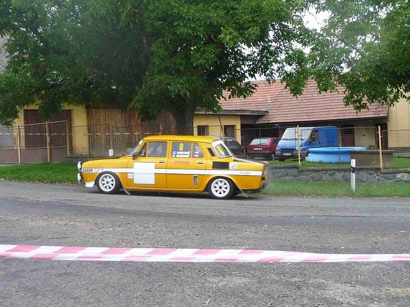 Z jubilejního desátého ročníku Rallye Železné hory.