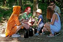 Děti si sobotní program užily, bavil je Pohádkový les.