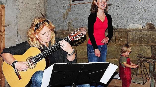 Na statku v Obořici u Nasavrk se konal 3. ročník hudebně poetického festivalu „Obořice Jedna báseň“