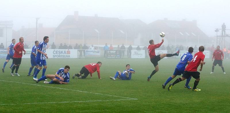 Z utkání ČFL MFK Chrudim - Roudnice nad Labem 1:2.