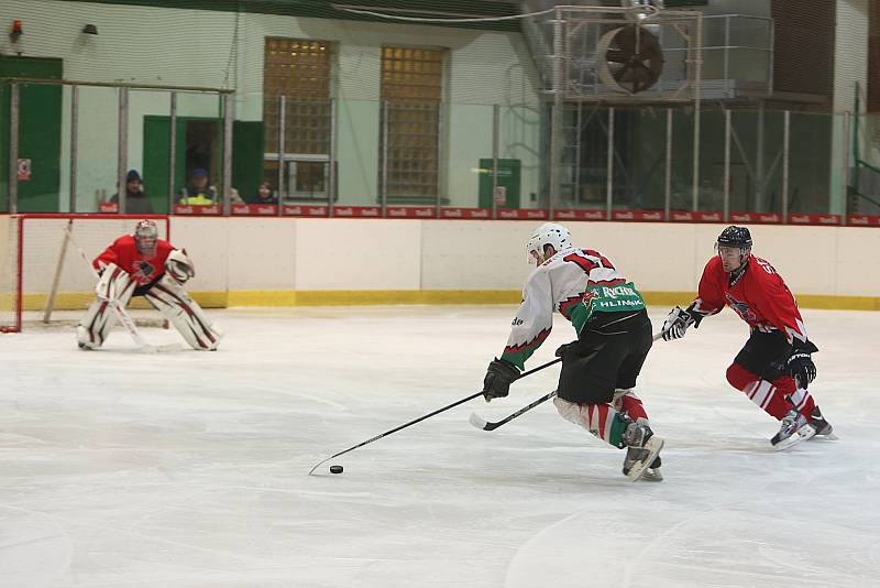 Ze druhého zápasu čtvrtfinále play off O Přeborníka kraje  Hlinsko - Chrudim 3:7 (2:1, 1:2, 0:4).