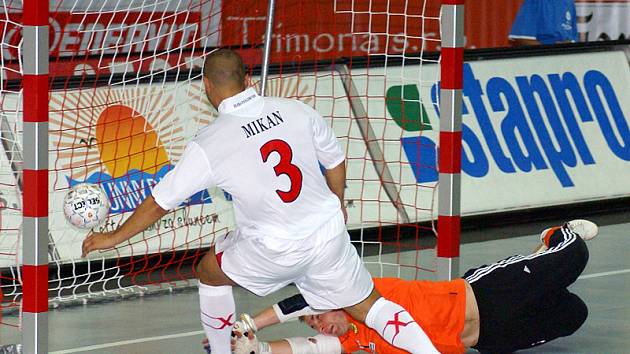 Atmosféru špičkového futsalu poznali chrudimští diváci již při loňských bojích Era-Packu v UEFA Futsal Cupu.