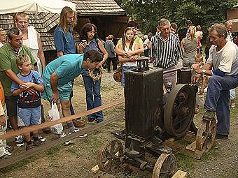 Program "Jak se dříve hospodařilo" přilákal na Veselý Kopec mnoho návštěvníků.