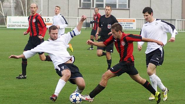 V závěrečném utkání podzimu porazil MFK Chrudim na domácím hřišti Horní Měcholupy 2:1.