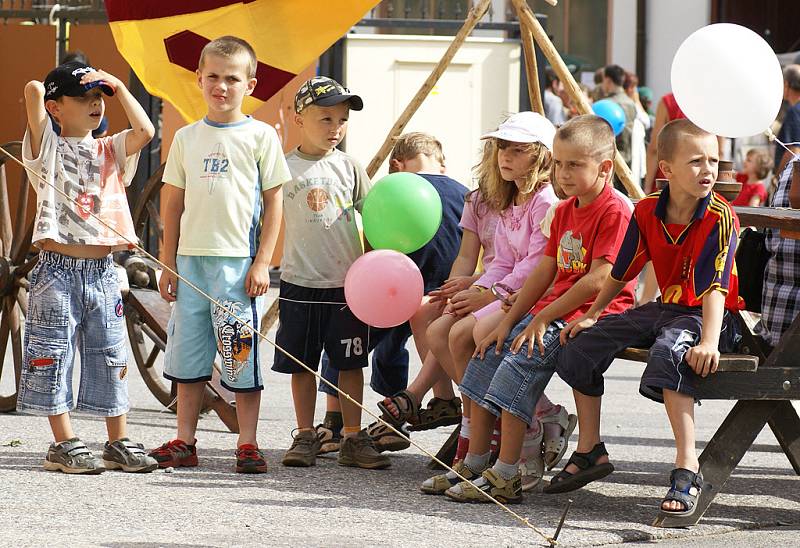 Oslavy v firmy S&Ř CH Kovo Chroustovice nabídly bohatý program a přilákaly mnoho lidí.