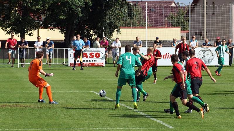 V premiéře nového ročníku ČFL porazili fotbalisté MFK Chrudim na domácí půdě Meteor Praha 4:0.