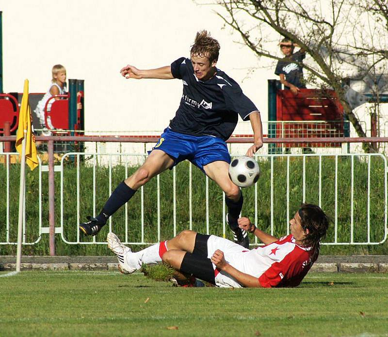 Z fotbalového utkání 2. kola I. A třídy Slatiňany – MFK Chrudim C 2:1.