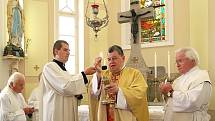 Přestavlky navštívil biskup Dominik Duka u příležitosti oslav stého výročí zdejší kaple.