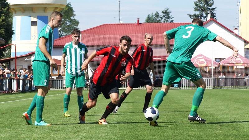 V premiéře nového ročníku ČFL porazili fotbalisté MFK Chrudim na domácí půdě Meteor Praha 4:0.