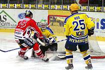 Semifinále play off II. hokejové ligy mezi Chrudimí a Nymburkem pokračovala druhým utkáním.V něm po tuhém boji zvítězila domácí Chrudim 4:2.