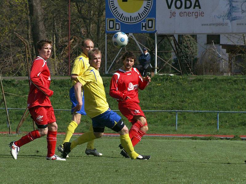 Fotbalové utkání mezi AFK Chrudim a FK Pardubice