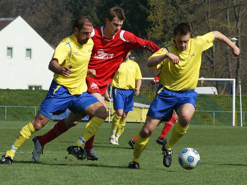 Fotbalové utkání mezi AFK Chrudim a FK Pardubice