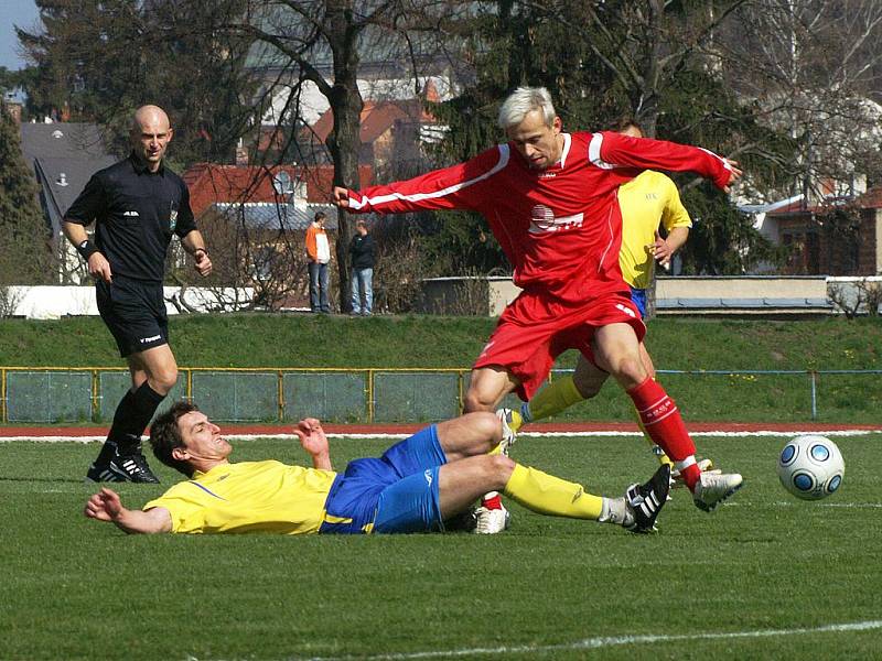 Fotbalové utkání mezi AFK Chrudim a FK Pardubice