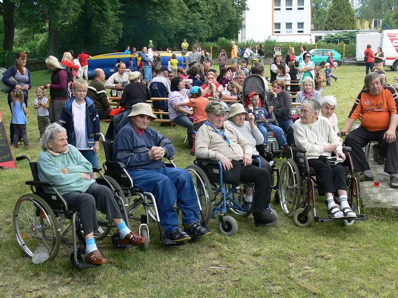 Festival na Klíček ve Slatiňanech.