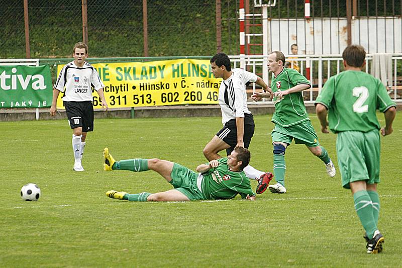 Z fotbalového utkání krajského přeboru Hlinsko - Ústí nad Orlicí 0:1.