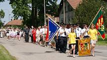 Ze života obce Jenišovice na Chrudimsku, která získala Zlatou stuhu v soutěži Vesnice roku 2009.