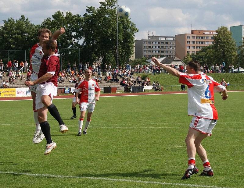 Derby internacionálů Sparty a Slavie Praha se v rámci Žlutomodrého dne Berry zúčastnili i někteří hráči AFK Chrudim.