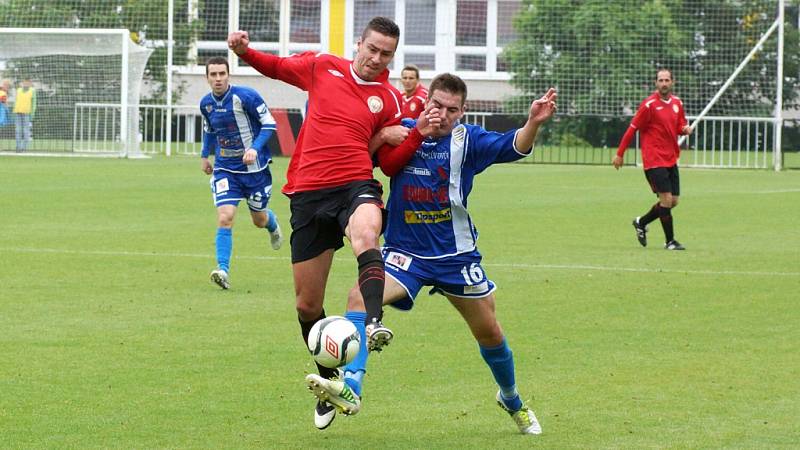 Z utkání MFK Chrudim – FK Králův Dvůr 2:1