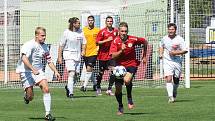 Z fotbalového utkání krajského přeboru MFK Chrudim B - Jiskra Heřmanův Městec 3:0.