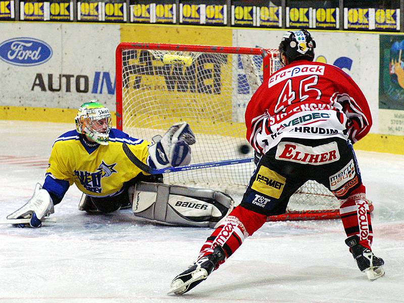 První semifinálové utkání play off II. hokejové ligy Chrudim - Nymburk.