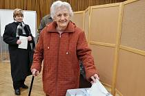 Nejstarší obyvatelka města Třemošnice v pátek volila budoucí hlavu státu.