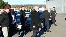 Návštěvu Chrudimi zahájil prezident Miloš Zeman u 43. výsadkového praporu.