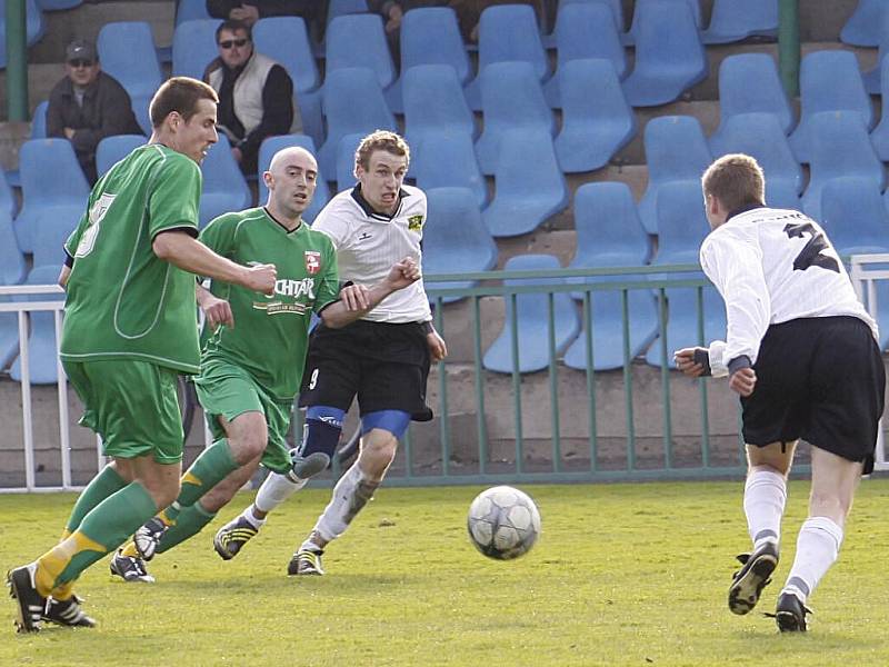 Hlinsko porazilo doma v Olšinkách Poličku 5:1.