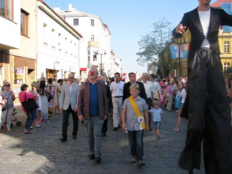 Ze zahájení jičínského pohádkového festivalu.