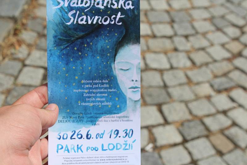 Valdštejnské imaginárium a organizace Péče o duševní zdraví nabízí v Dušebudce psychologické i sociální poradenství. Akci v sobotu zakončí Svatojánská slavnost v lodžii.