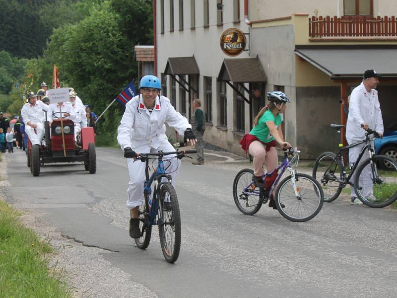 Úbislavičti hasiči slavili 120 let sboru.