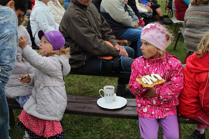 Mezinárodní folklorní festiválek v Hořičkách.