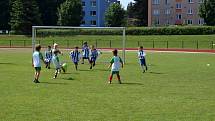 Fotbalový turnaj mateřských škol na jičínském stadionu.