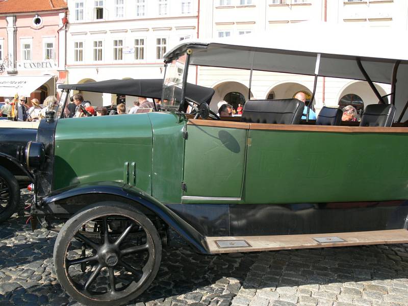 Loukotě a řemeny Jičín 2012.