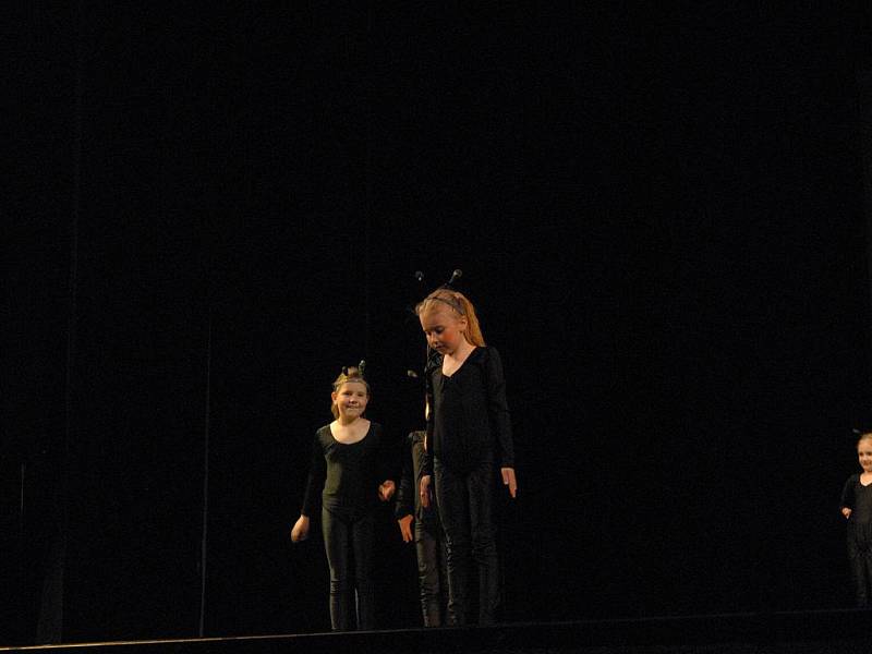 Tanec života v Masarykově divadle.