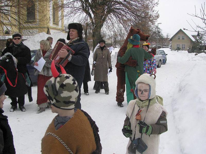 Masopustní veselí v Ostružně.