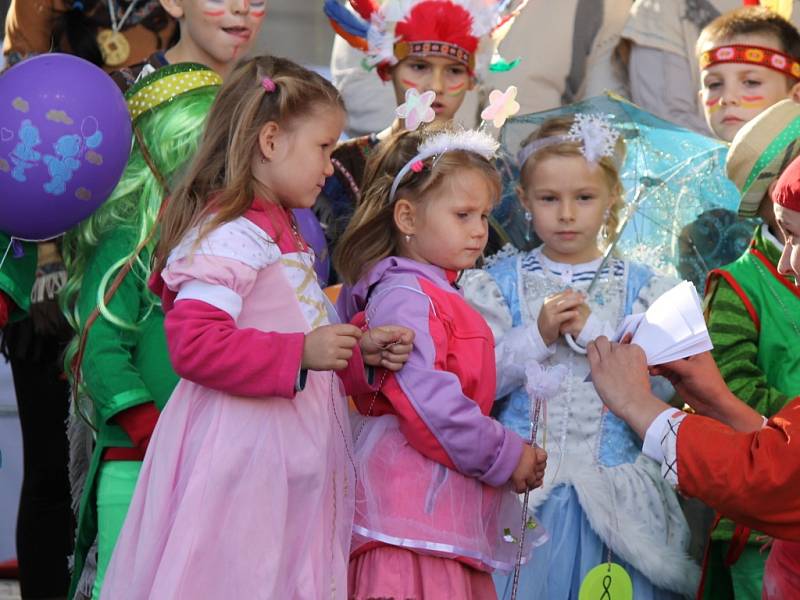 Ze zahájení festivalu Jičín - město pohádky.