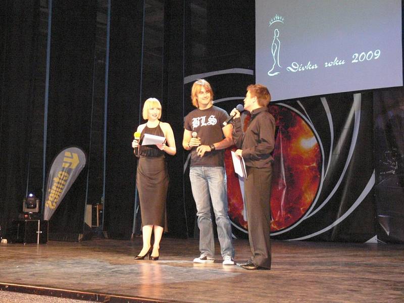 Z finále soutěže Dívka roku 2009.