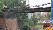 Odstranění novopackého mostu kvůli opravě.